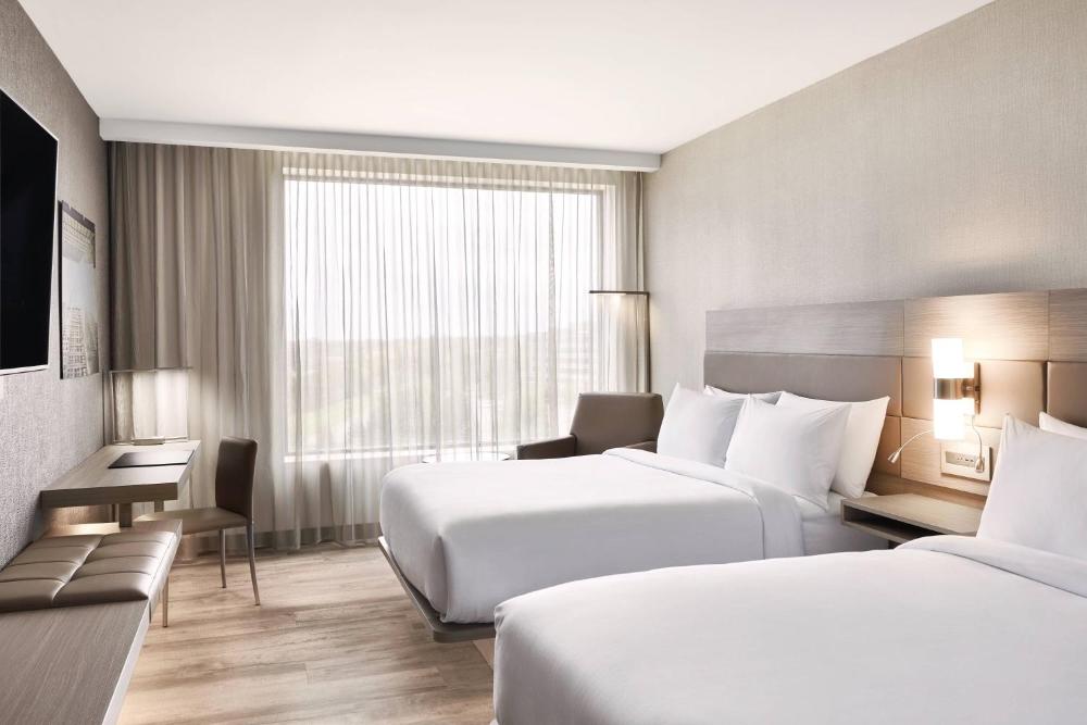 Guest room, 2 Queen interior